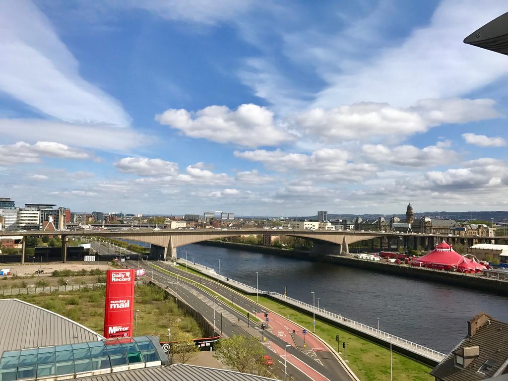 The Heights - River And City View Apartment Глазгоу Екстериор снимка