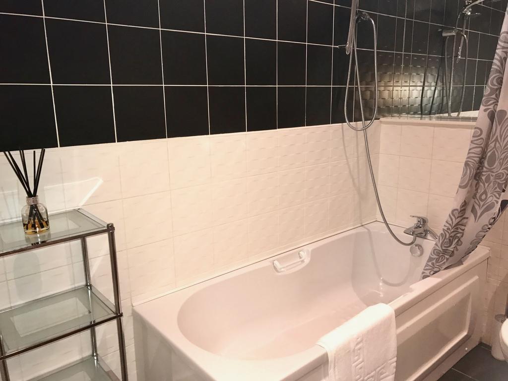The Heights - River And City View Apartment Глазгоу Екстериор снимка