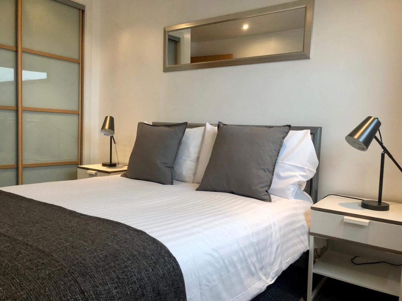 The Heights - River And City View Apartment Глазгоу Екстериор снимка