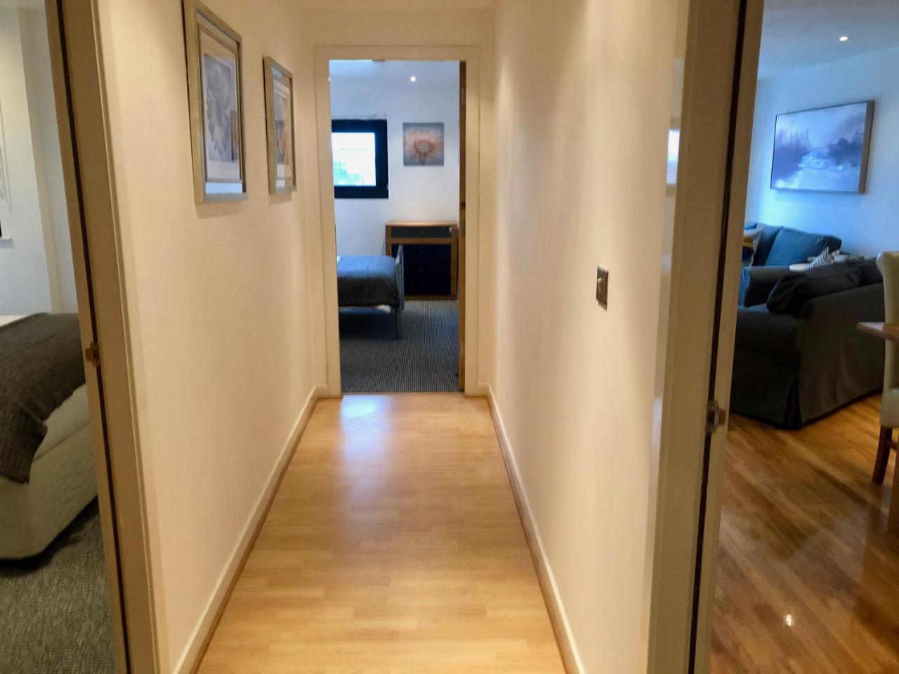 The Heights - River And City View Apartment Глазгоу Екстериор снимка