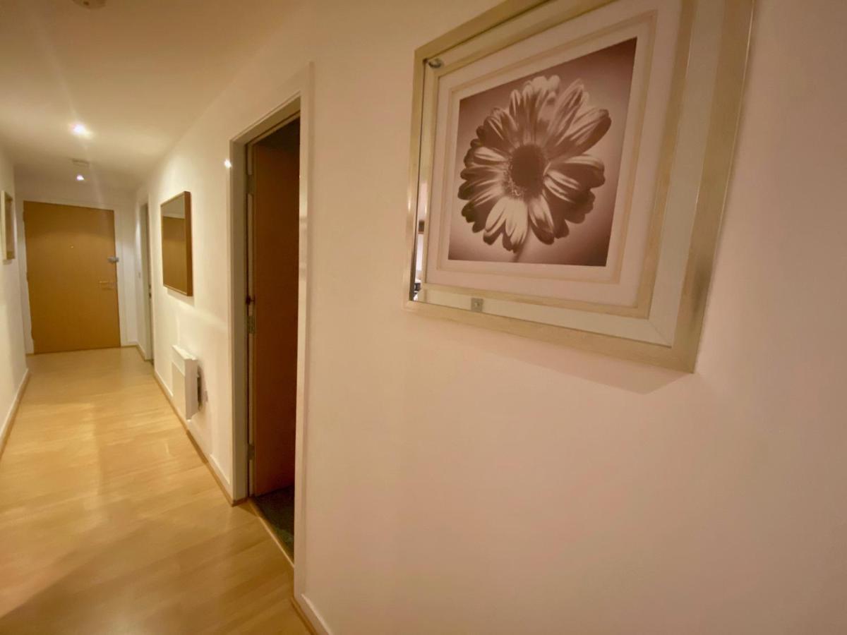 The Heights - River And City View Apartment Глазгоу Екстериор снимка