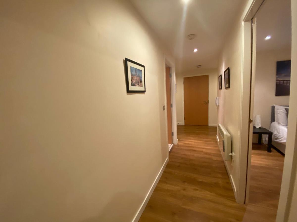 The Heights - River And City View Apartment Глазгоу Екстериор снимка